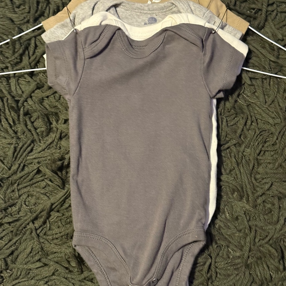 Small Story Baby Bodysuit Bundle 0–3M Neutral Basics (4pc)